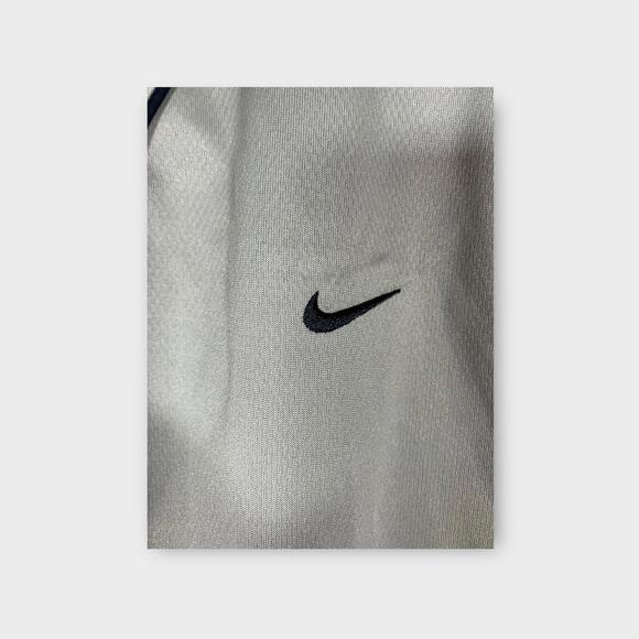 Nike MLB New York Yankees Jersey Shirt YOUTH Large 16/18 Button Gray - Picture 6 of 8